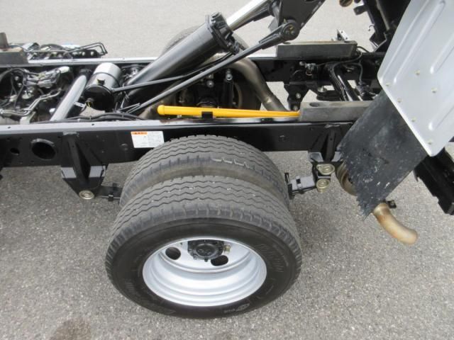 MITSUBISHI CANTER 2023 Image 31