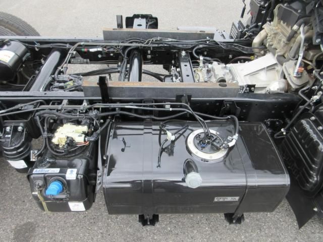 MITSUBISHI CANTER 2023 Image 31