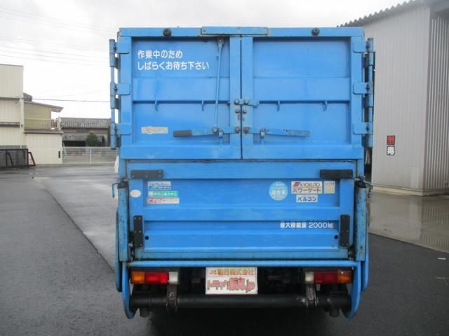 MITSUBISHI CANTER 2003 Image 31