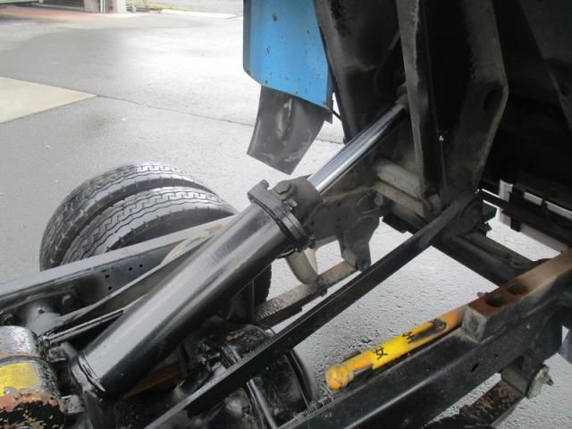 MITSUBISHI CANTER 2003 Image 31