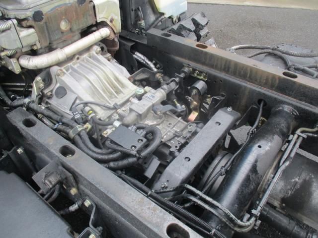 MITSUBISHI CANTER 2003 Image 31