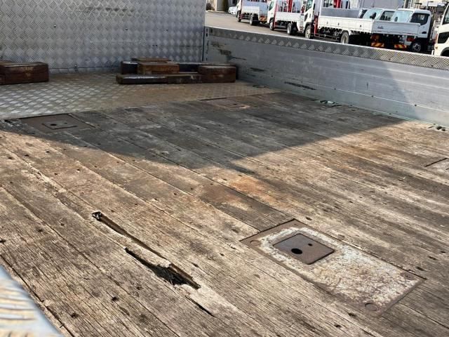 MITSUBISHI FUSOU SUPER GREAT 2016 Image 31