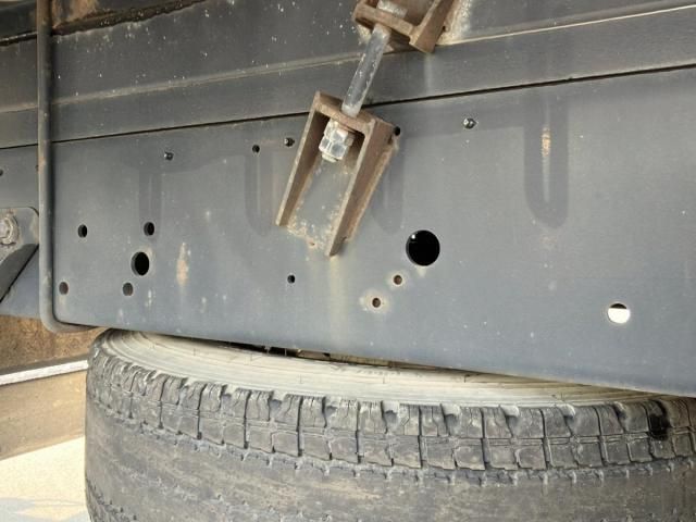 MITSUBISHI FUSOU SUPER GREAT 2016 Image 31