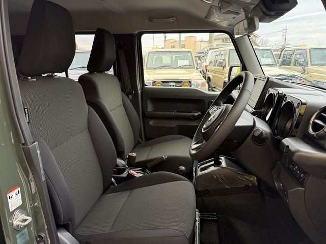 SUZUKI JIMNY NOMADE 2025 Image 31