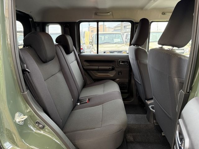 SUZUKI JIMNY NOMADE 2025 Image 31