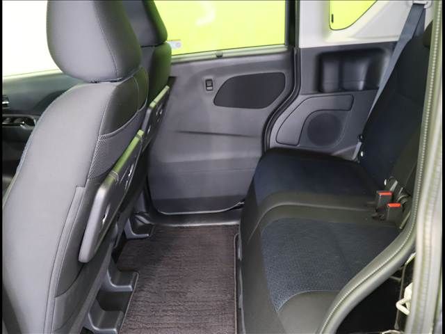 NISSAN ROOX 2023 Image 31