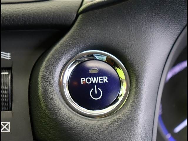 TOYOTA LEXUS CT200H 2018 Image 31