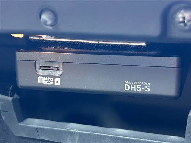 NISSAN SKYLINE 2022 Image 31