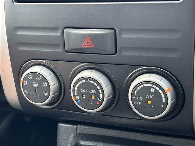 NISSAN X-TRAIL 4WD 2011 Image 31