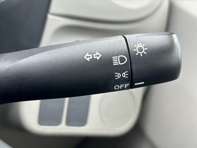 DAIHATSU MIRA E:S 2015 Image 31