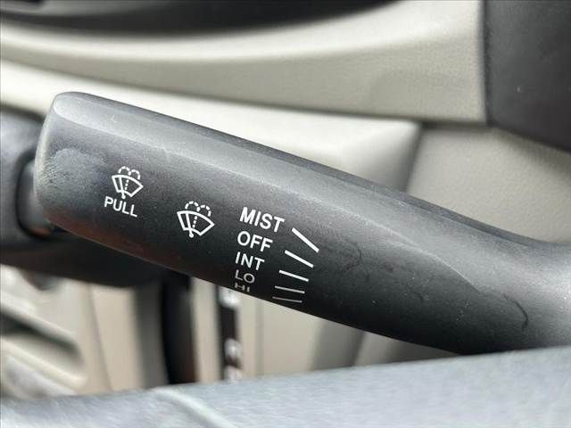 DAIHATSU MIRA E:S 2015 Image 31