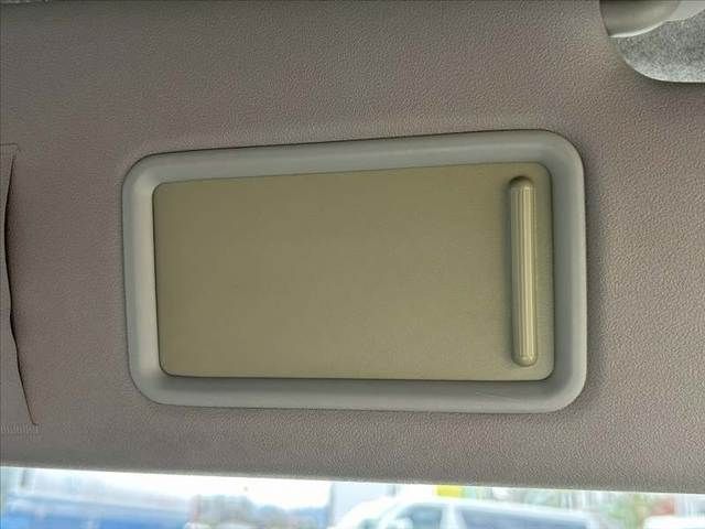 DAIHATSU MIRA E:S 2015 Image 31