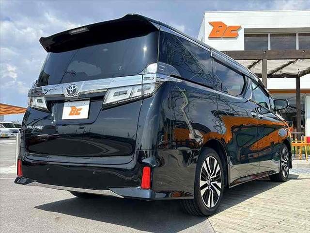 TOYOTA VELLFIRE 2018 Image 31