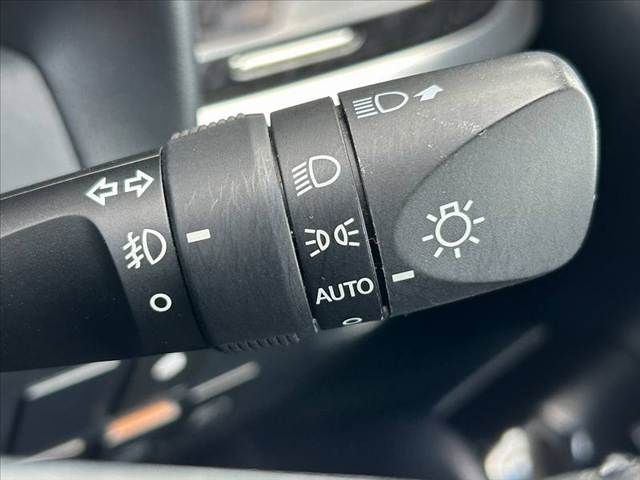 TOYOTA VELLFIRE 2018 Image 31