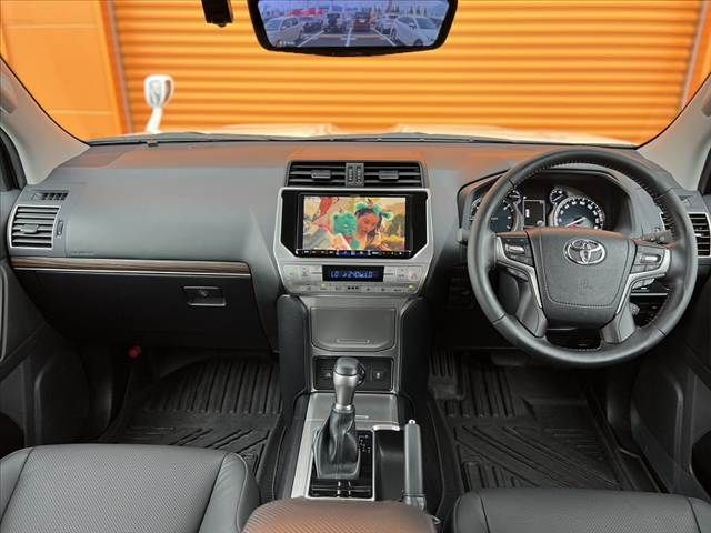 TOYOTA LANDCRUISER PRADO 2024 Image 31