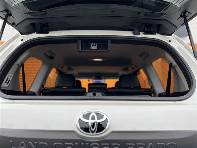 TOYOTA LANDCRUISER PRADO 2024 Image 31