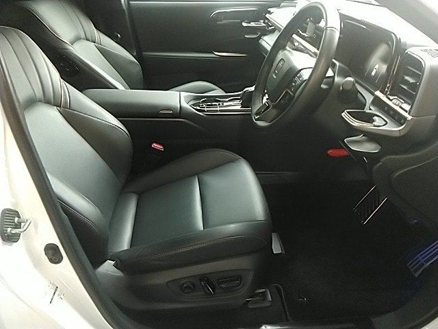 TOYOTA CROWN SPORT 2024 Image 31