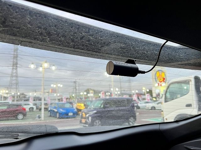 TOYOTA C-HR 2019 Image 31