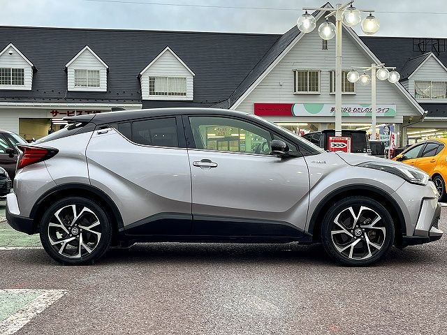 TOYOTA C-HR 2019 Image 31