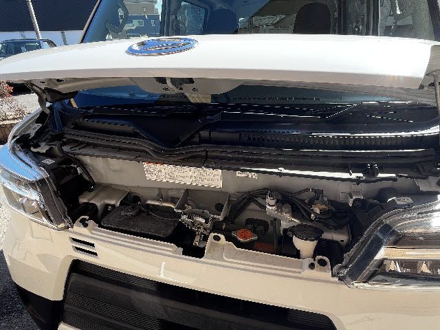 DAIHATSU HIJET CARGO 4WD 2021 Image 31