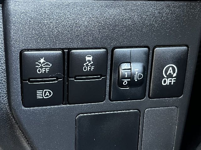 DAIHATSU HIJET CARGO 4WD 2021 Image 31