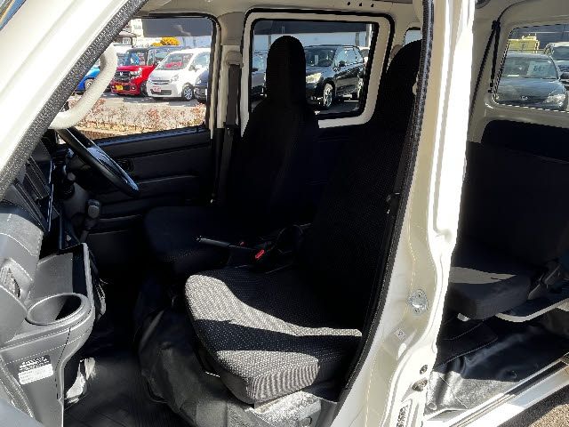 DAIHATSU HIJET CARGO 4WD 2021 Image 31