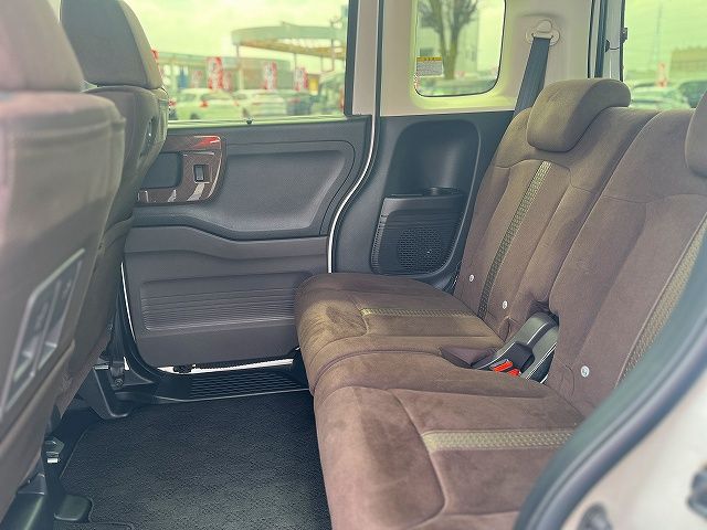 HONDA N BOX 2019 Image 31