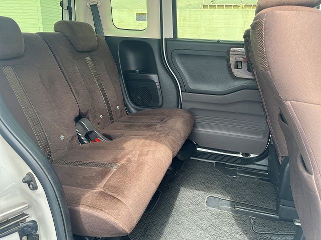 HONDA N BOX 2019 Image 31