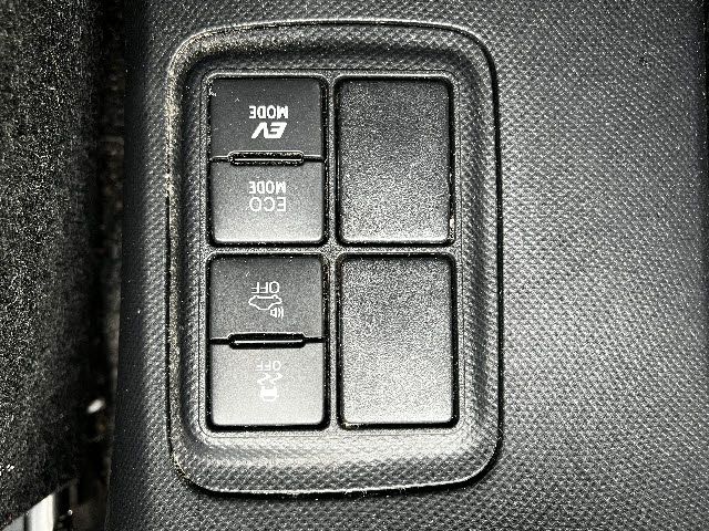 TOYOTA AQUA 2016 Image 31