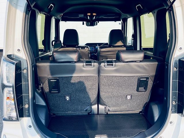 DAIHATSU TANTO CUSTOM 2023 Image 31