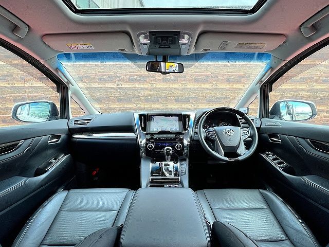 TOYOTA VELLFIRE 2015 Image 31