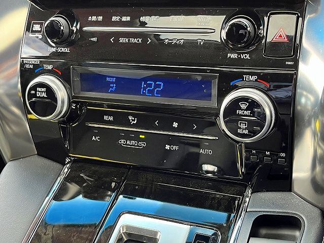 TOYOTA VELLFIRE 2015 Image 31