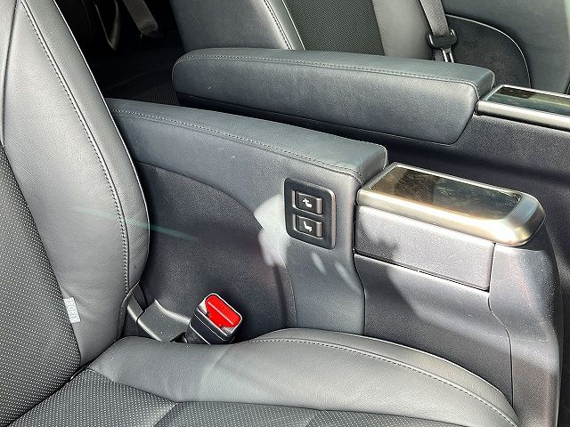 TOYOTA VELLFIRE 2015 Image 31