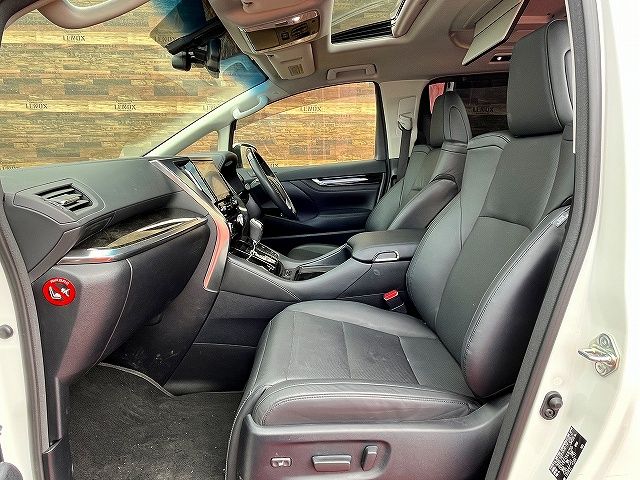 TOYOTA VELLFIRE 2015 Image 31