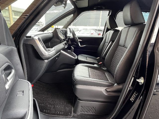 TOYOTA NOAH HYBRID 2025 Image 31