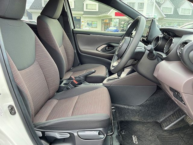 TOYOTA YARIS HYBRID 2022 Image 31