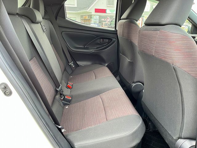 TOYOTA YARIS HYBRID 2022 Image 31