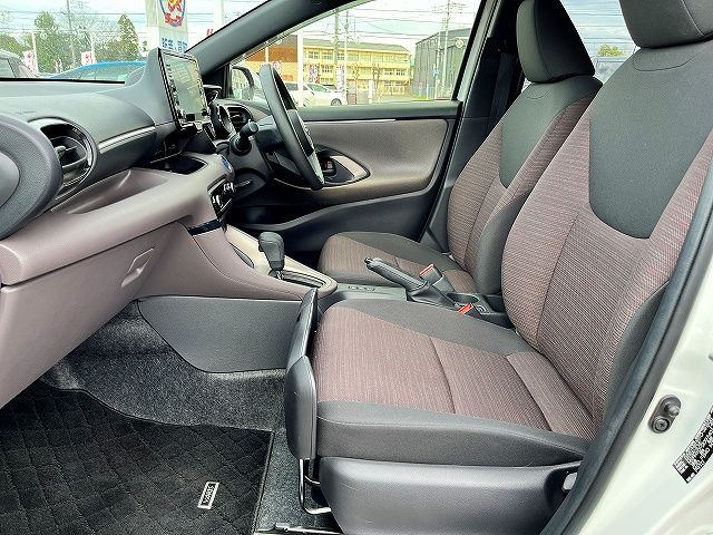 TOYOTA YARIS HYBRID 2022 Image 31