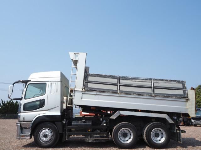 MITSUBISHI FUSOU SUPER GREAT 2015 Image 31