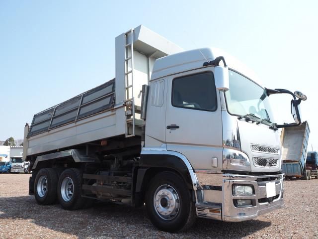 MITSUBISHI FUSOU SUPER GREAT 2015 Image 31