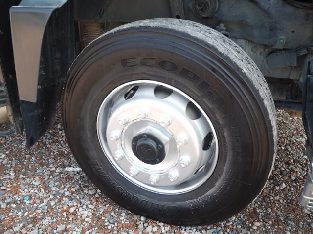 MITSUBISHI FUSOU SUPER GREAT 2015 Image 31