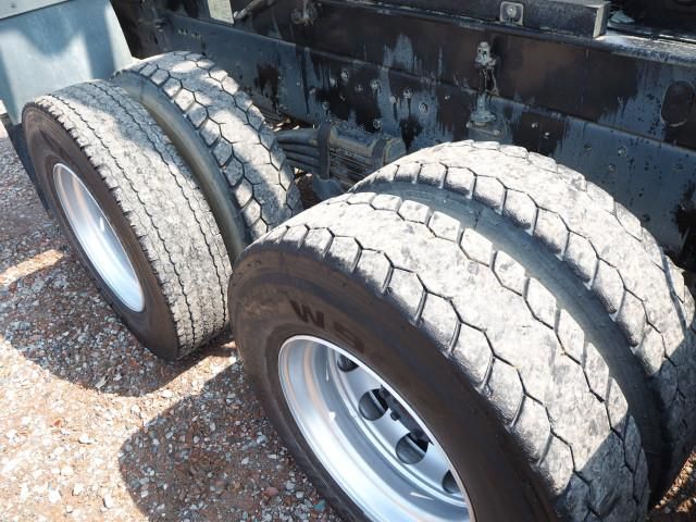 MITSUBISHI FUSOU SUPER GREAT 2015 Image 31