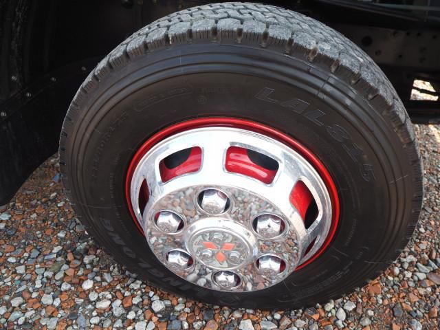 MITSUBISHI FUSOU FIGHTER 2004 Image 31