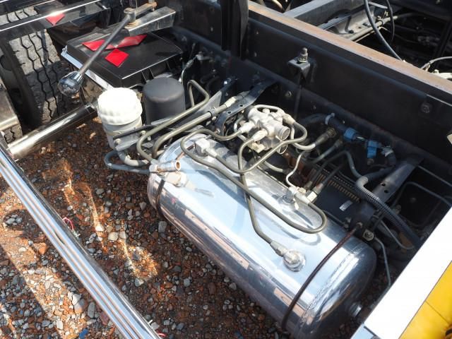 MITSUBISHI FUSOU FIGHTER 2004 Image 31