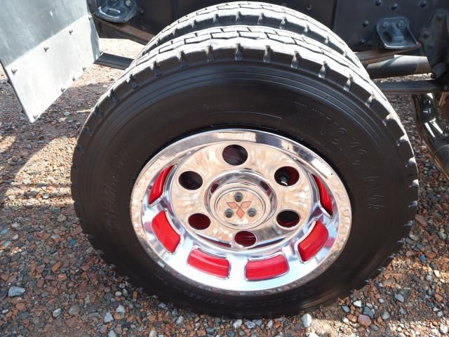 MITSUBISHI FUSOU FIGHTER 2004 Image 31