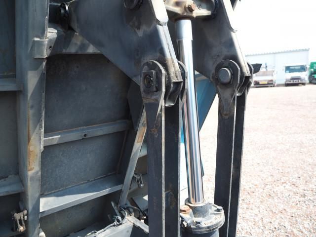 ISUZU ELF 2006 Image 31