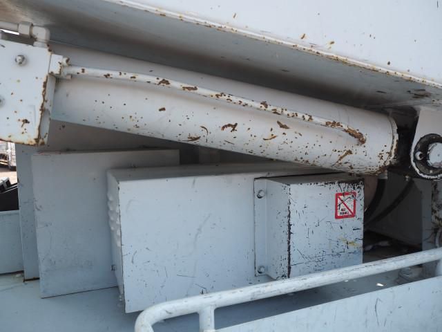 ISUZU ELF 2006 Image 31