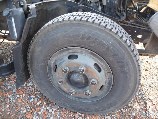 MITSUBISHI CANTER 2001 Image 31