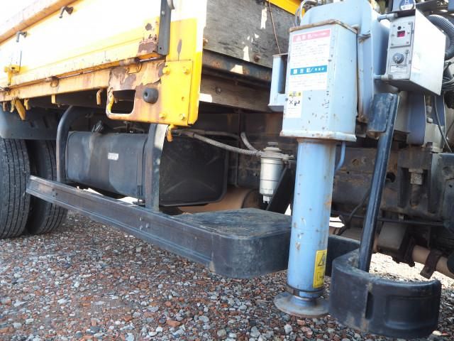 MITSUBISHI CANTER 2001 Image 31