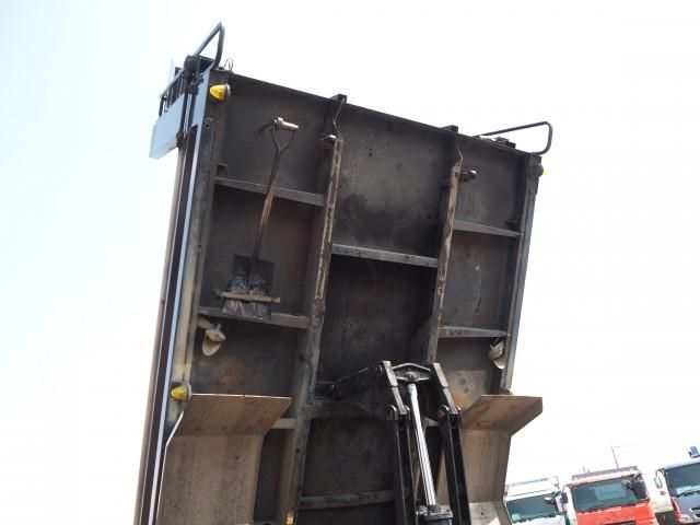 MITSUBISHI FUSOU FIGHTER 2007 Image 31